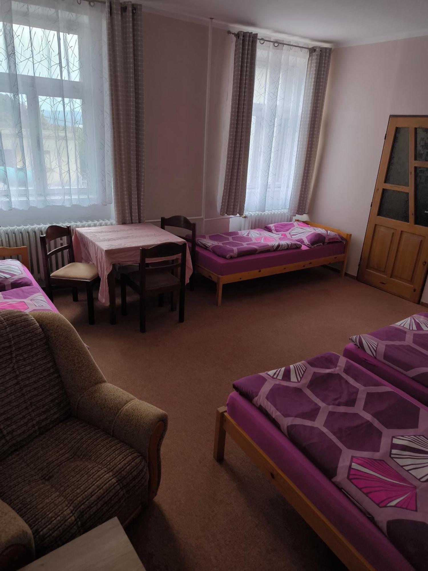Penzion U Zeleneho Stromu Telnice Exteriör bild